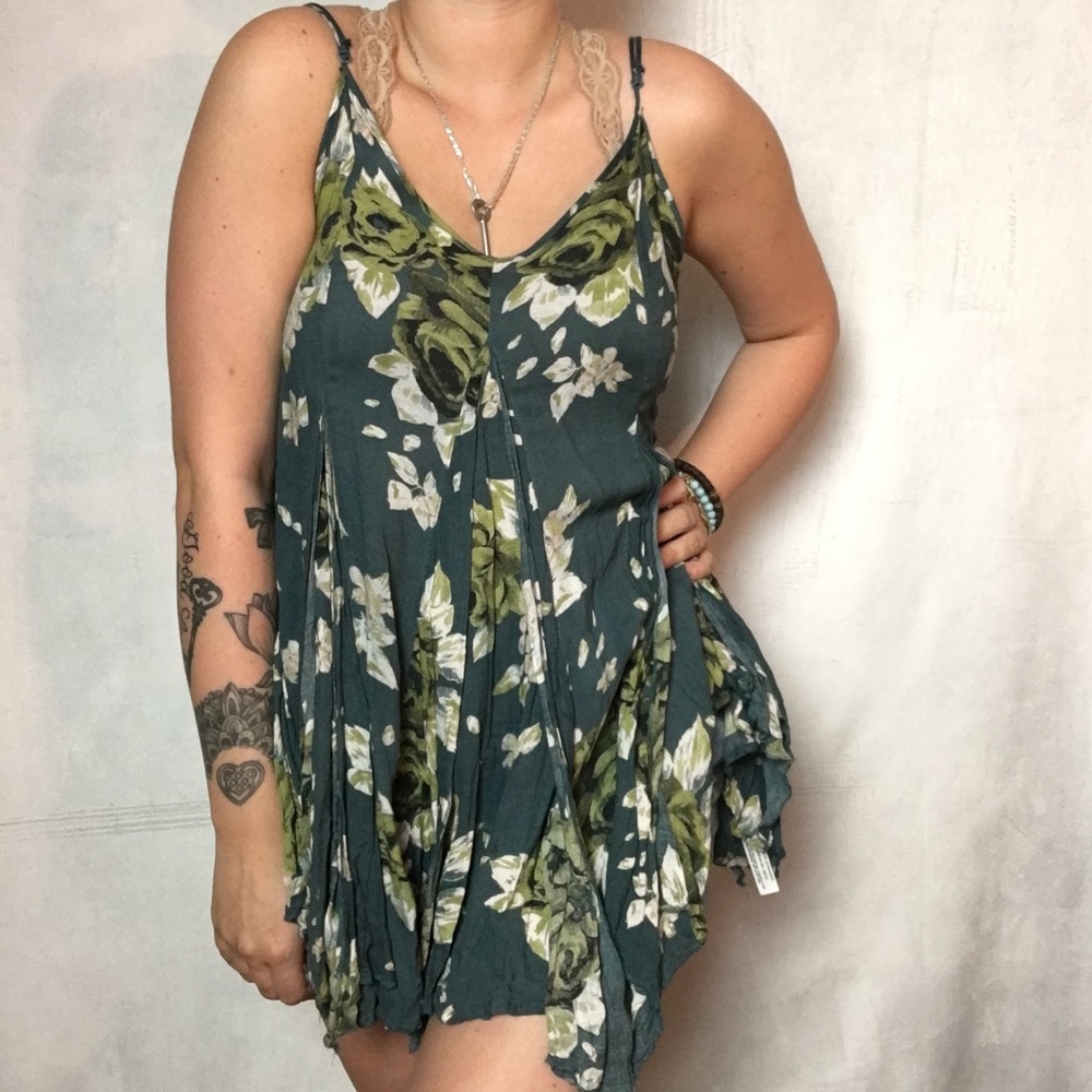 FREE PEOPLE BLUE AND GREEN ROSE TANK TOP BLOUSE - Picture 1 of 5